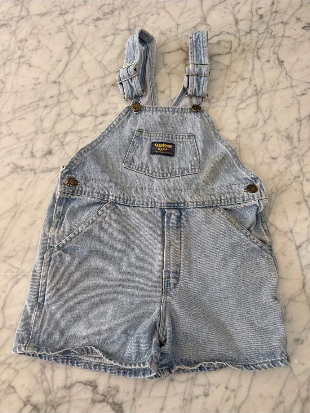 VTG Oshkosh B’gosh Vestback Denim Short Overalls short size 6Y